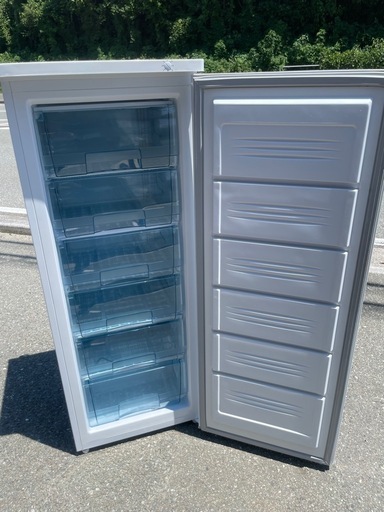 ■中古品 テンポスバスターズ 冷凍ストッカー TBUF-168-RH 2018年 168L 549x560x1444mm 動作問題なし