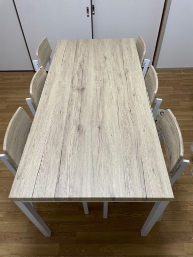 テーブル　椅子6個