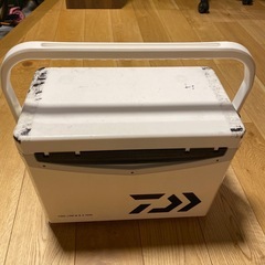 ダイワ　クーラーボックス　15L