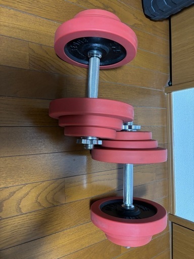 20kgダンベル×2とベンチ台
