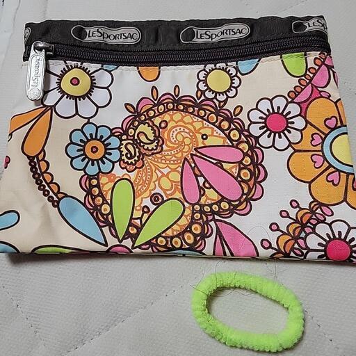 LESPORTSAC  可愛いポーチ