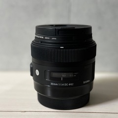 【美品】レンズ　SIGMA 30mm F1.4 HSM DC Art　APS−C