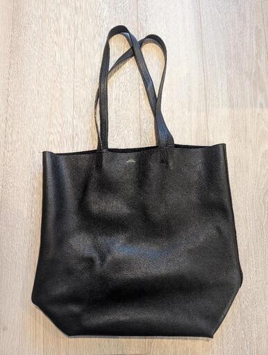 A.P.C. アーペーセー Cabas Maiko マイコ トートバッグ A4収納可能 オールレザー グレインレザー　本革　牛革