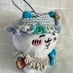 ぽてたま ちいかわ ぬいぐるみ ハンドメイド かぎ針編み ブルーとイエローのヘアバンド リボンワンピース キャラクターグッズの画像