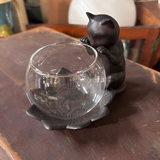 覗き猫　ガラスポット　プランター　小物入れに