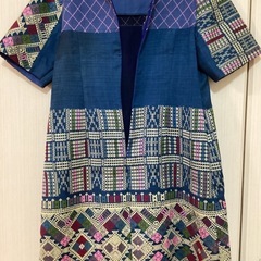ラオス伝統柄のワンピースの画像