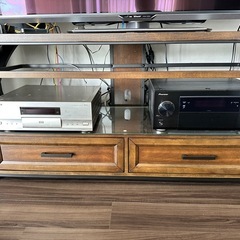 テレビ台　(アメリカ製)ガラス棚付き