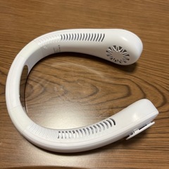 ★★ネッククーラー⚫︎新品の画像