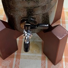 陶器　焼酎サーバー　専用木台付きの画像