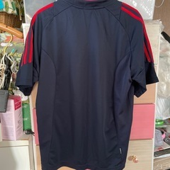 スポーツブランド　adidasTシャツの画像