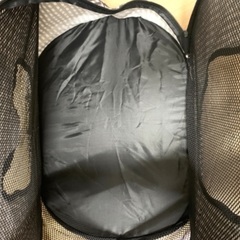 中古　　 猫壱  猫用ポータブルライトキャリー コンパクトに畳める 持ち運び　キャリー　キャリーバッグ　ケージ　軽量　ソフトキャリー　の画像