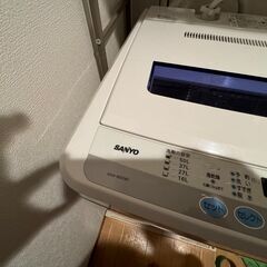 無料。SANYO 全自動洗濯機・洗濯機ラックセットの画像