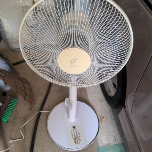 【取引中】扇風機 トヨトミ