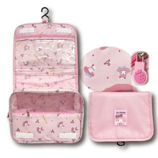 ゆうパック配送込　新品　サンリオ　マイメロディ　フック付きトラベルポーチ