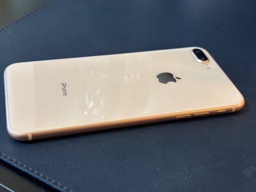 iPhone 8plus 256GB SIMフリー 海外版