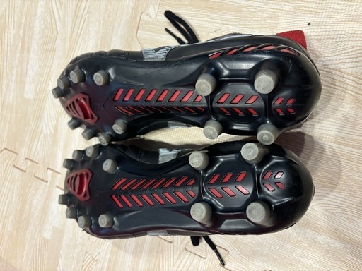 サッカースパイク定価24750円　モレリア ネオ3 28cm 美品