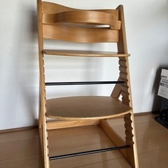 キッズ　木製　ハイチェア　の画像