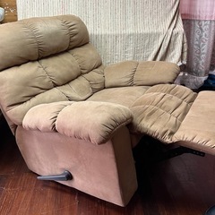 1人掛け　リクライニングソファーの画像