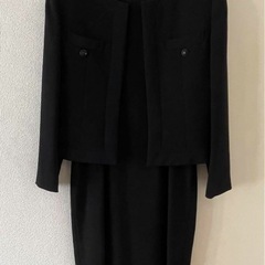 フォーマルスーツ9号サイズ