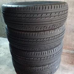 4本夏タイヤダンロップ　205/70R15