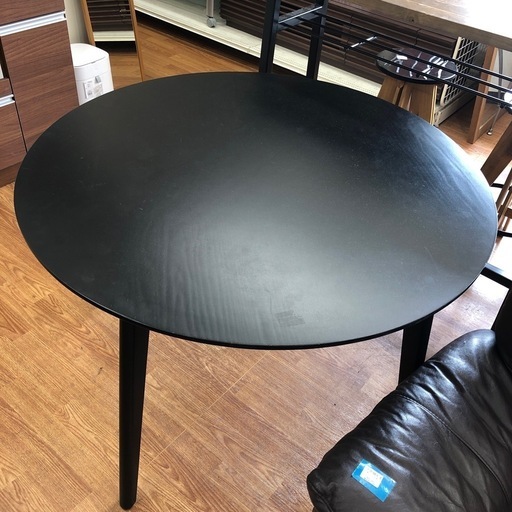 IKEA ダイニングテーブル　18700 キズヘコミ有り　LISABO ブラック【取りに来れる方限定！】