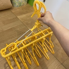 赤ちゃん用の10連ハンガー　２つの画像