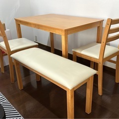 ダイニングテーブル3点セットの画像