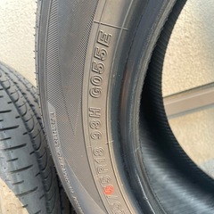 デリカD5  シャモニー　純正タイヤの画像