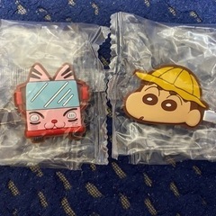 【未開封】クレヨンしんちゃん カプセルヘアクリップ