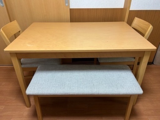 （取引中）ダイニングテーブル