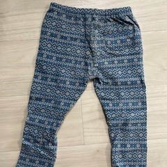 100 ユニクロ　デザイン　レギンスの画像