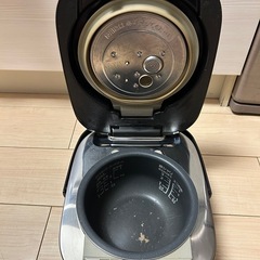 炊飯器　2017年 可変圧力IH SRJX056 パナソニックの画像
