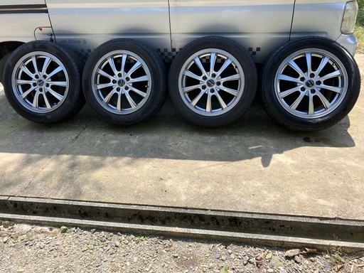 17インチタイヤホイール　215 55 17