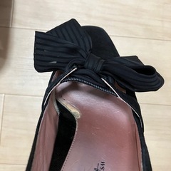 【最終値下げ】銀座かねまつ　ミススレンダー　黒リボンパンプスの画像