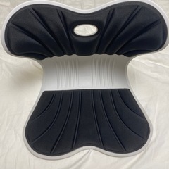 姿勢矯正　チェア