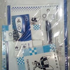 ☆東京2020オリンピックマスコット「ミライトワ」文房具セット【...