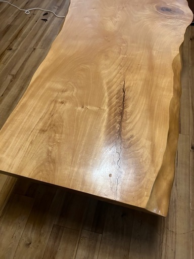 栃　無垢材　ローテーブル