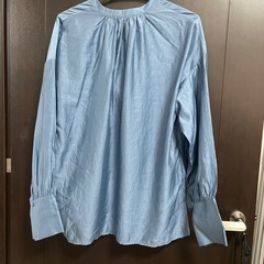 アーバンリサーチ　フリーサイズ　ブルー　シャ　　カットソーの画像