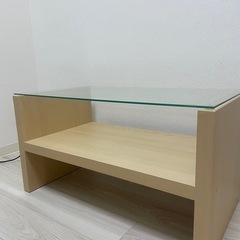 急募！ガラステーブル