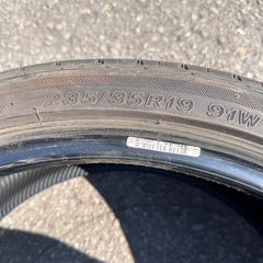 BSレグノ　235/35R19   1本の画像