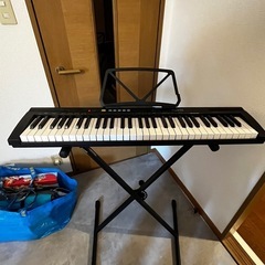 電子ピアノ