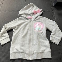 【子供服】110cm☆ボンボンリボン パーカー サンリオの画像