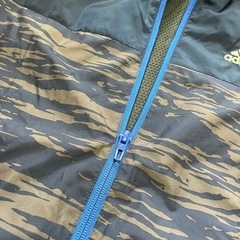 アディダス adidas 130~140 ジャンパーの画像