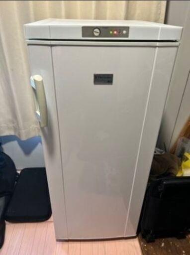 冷凍庫 エレクトロラックス EFM1200WA-RJP