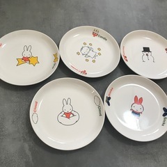 ミッフィー　食器11点セットの画像