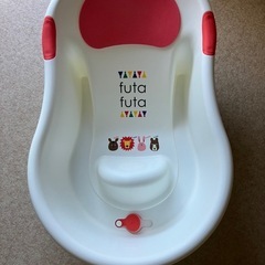 子供用品バウンサー、メリー、バスセットの画像