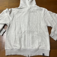 ボンジッパー　パーカーの画像