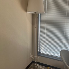 フロアランプ