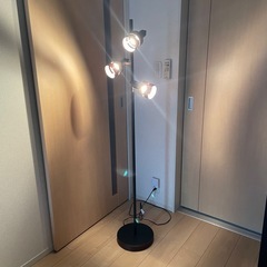 【取引中】フロアランプ / フロアライト
