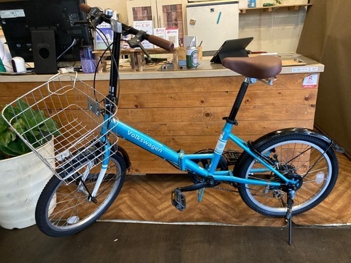 取り引き中【Volkswagen前後タイヤ・チューブ新品！】6段変速　20インチ折りたたみ自転車　水色